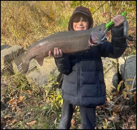 Man holding a fish